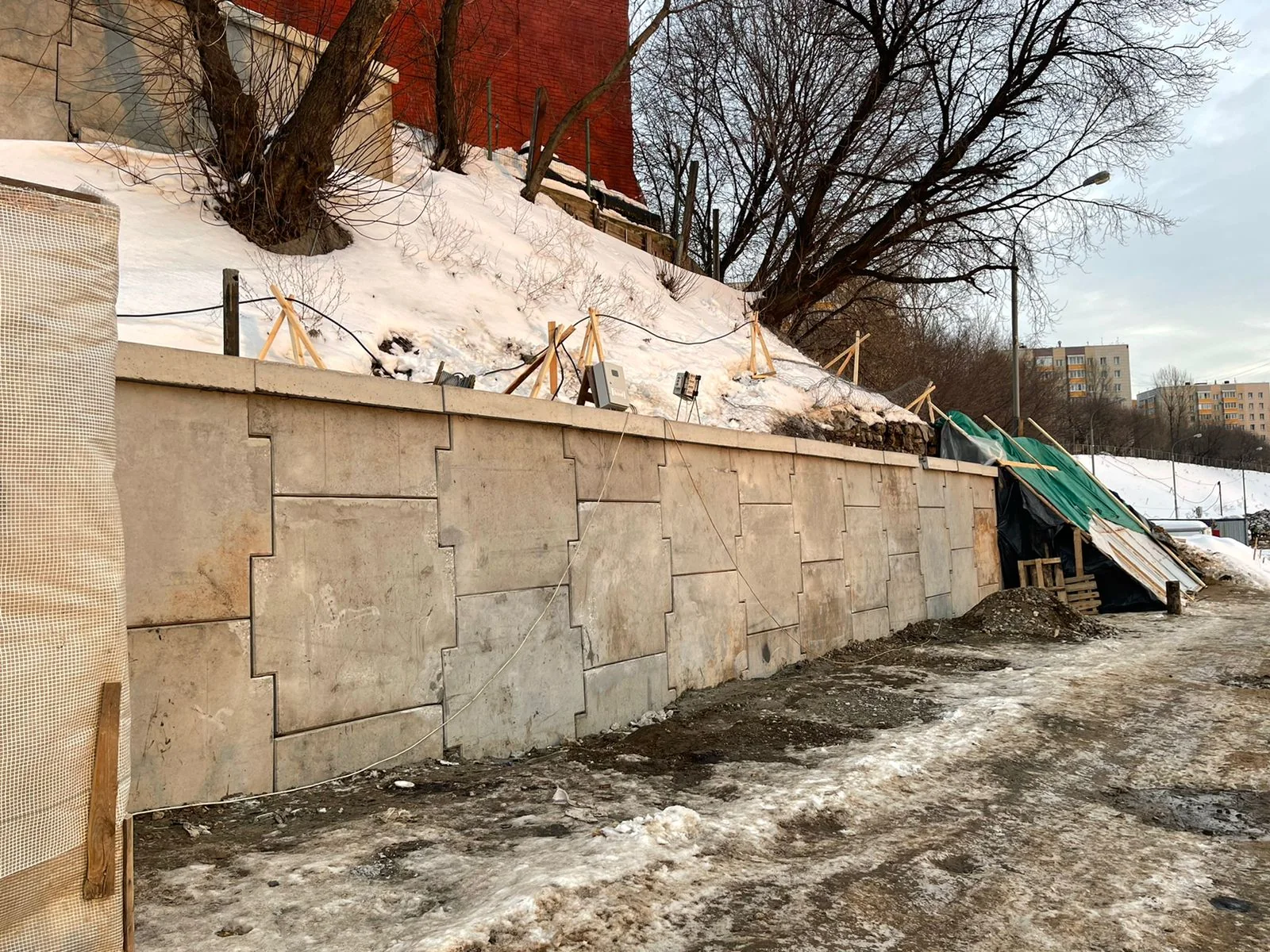 Спасли Крутицкую набережную